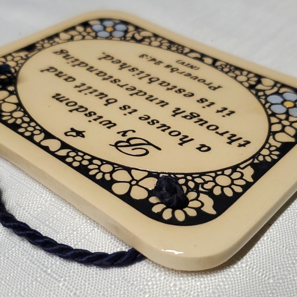 Inspirational Trinity Pottery Hanging Wall Plaque USA Ceramic Proverbs Uplifting - Picture 7 of 12